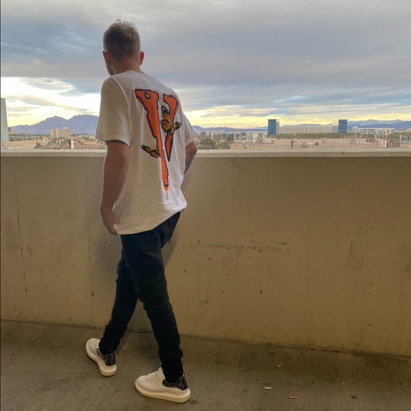 Meet your Posher, Devin - Picture 2 of 3